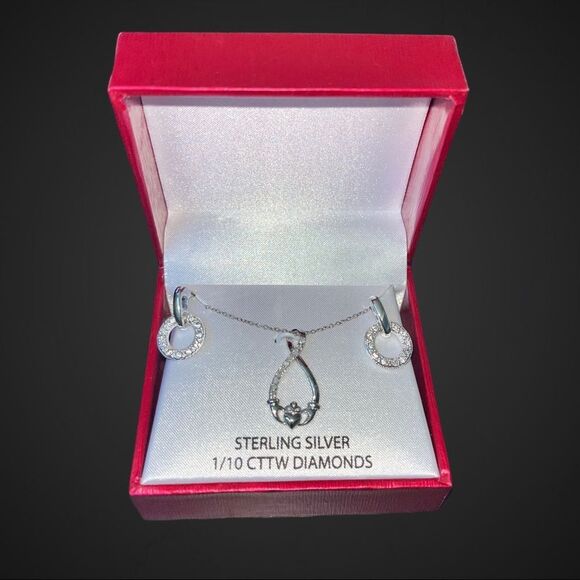 New Sterling Silver and 1/10 CTTW Diamond Claddagh Necklace wth Circle  Earrings - Picture 2 of 2